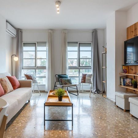 Claveles Apartment By Bossh! Apartments Málaga Dış mekan fotoğraf