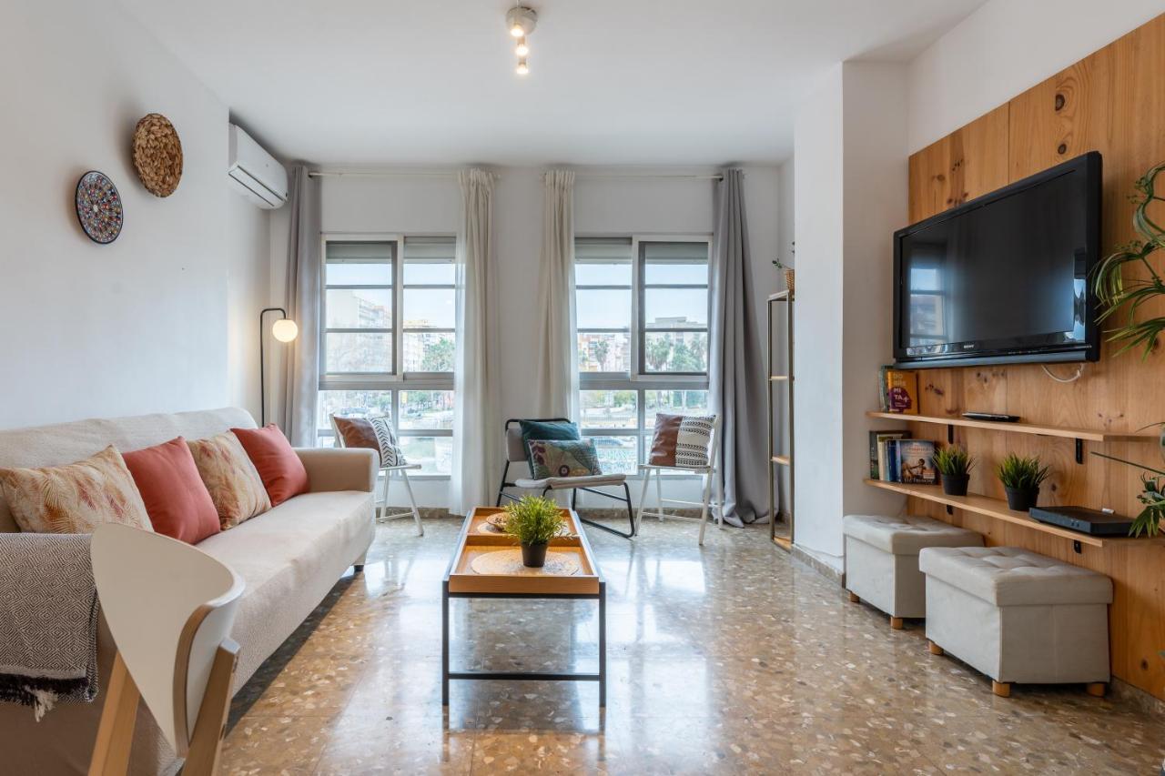 Claveles Apartment By Bossh! Apartments Málaga Dış mekan fotoğraf